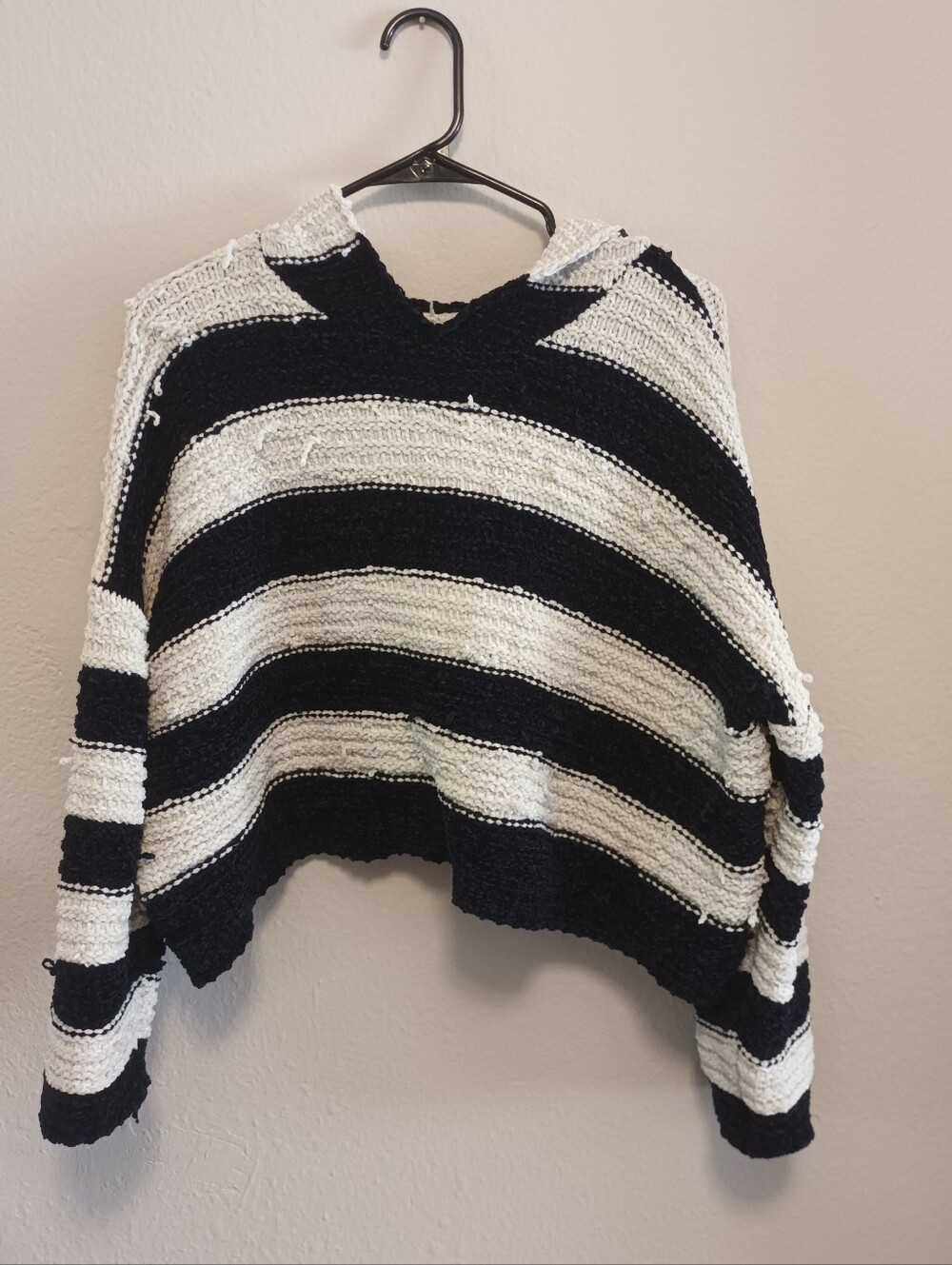 Cropped Blue And White Stripe Knit Sweater
